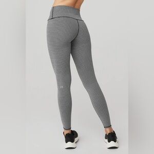 NWOT Alo Yoga High-Waist Leggings Micro Houndstooth Size Large